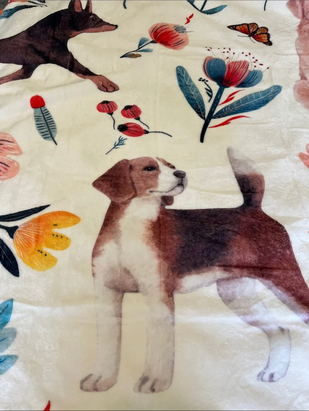 Cozy Cream Plush Dog & Floral Throw Blanket 50x58